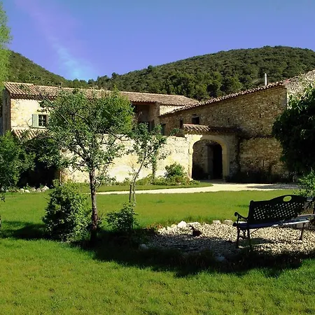 Le Mas De La Fontaine Bed & Breakfast