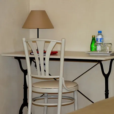 Le Mas De La Fontaine Bed & Breakfast 3*